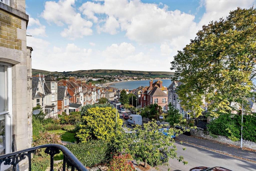 Dizzy Heights Swanage Sleeps 10 With Amazing Views Villa Eksteriør billede