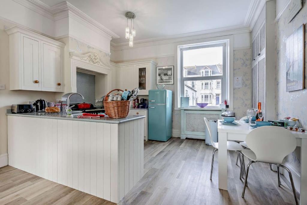 Dizzy Heights Swanage Sleeps 10 With Amazing Views Villa Eksteriør billede