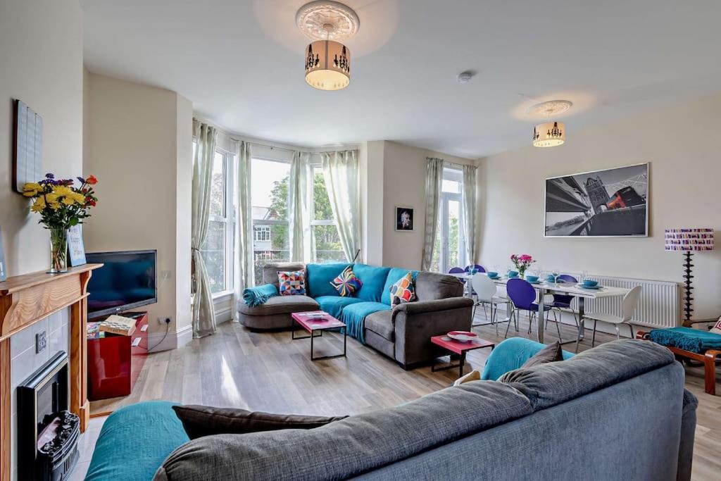 Dizzy Heights Swanage Sleeps 10 With Amazing Views Villa Eksteriør billede