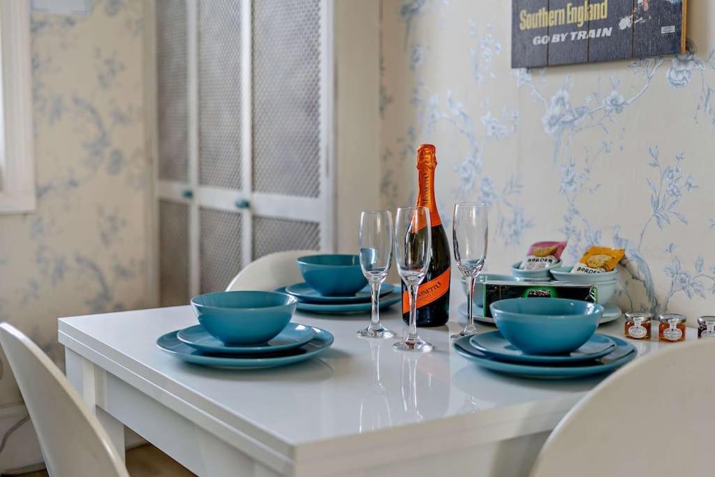 Dizzy Heights Swanage Sleeps 10 With Amazing Views Villa Eksteriør billede
